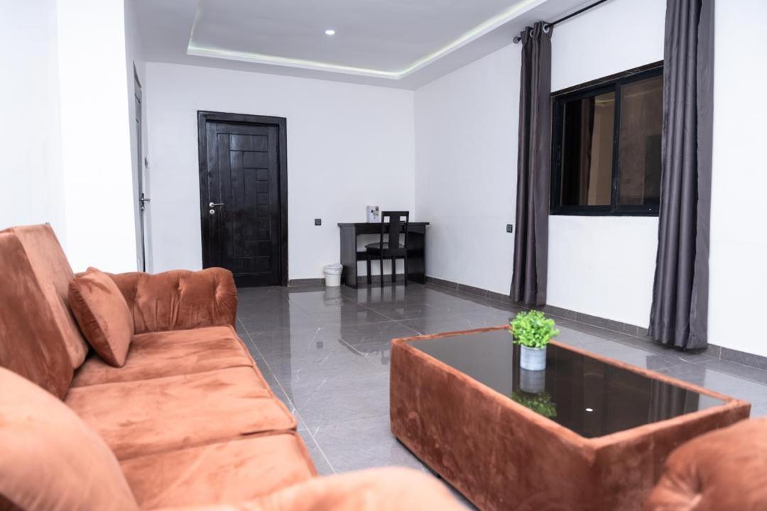Airport Inn Hotel Lome Ngoại thất bức ảnh